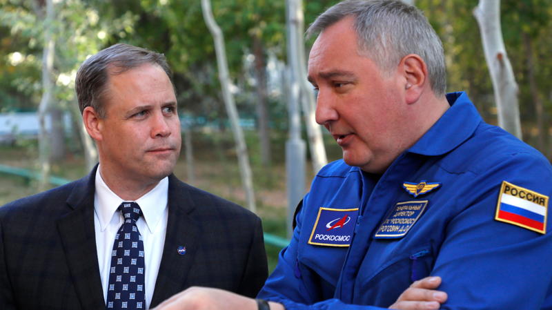 NASA administrator Jim Bridenstine, left, and Dmitry Rogozin, right.